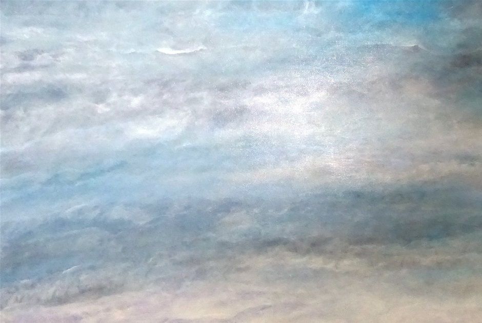 -Titolo: “Oltre i confini”
-Anno: 2019
-Misure: 60x90
-Tecnica: acrilico
-supporto: tela 
-Quotazione: € 800,00
Nuvole ad indicare il desiderio di osservare dall’alto, da una diversa prospettiva, tutto ciò che accade.
Magari chiedere al Signore d’intervenire di fronte alla violenza, ai maltrattamenti, alla disonesta, alla cattiveria, alle malelingue, ma il dolore più profondo è quello relativo alla salvaguardia dell’ambiente. L’Amazzonia, con gli incendi di natura dolosa, il surriscaldamento del nostro pianeta, lo scioglimento dei ghiacci in Groenlandia, il rischio di estinzione delle giraffe, l’inquinamento.
Come artista, posso esprimere il mio dolore e la speranza di un cambiamento.